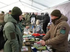 На полигоне «Сулус» развернули выставку Центра «Воин»