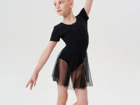 Боди трикотажное спортивного назначения для девочек