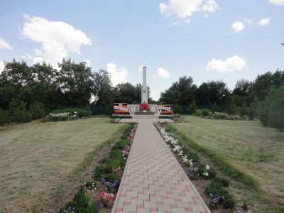 Памятный знак землякам, погибшим в годы Великой Отечественной войны