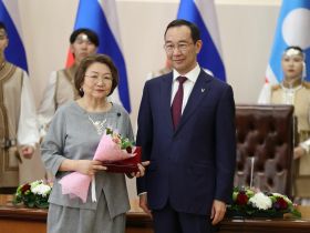 Госнаграды вручили якутянам в преддверии Дня республики