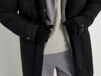 Пуховое пальто с капюшоном