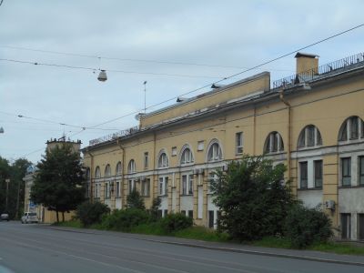 Провиантский склад ("Провиантский магазейн") на Рожке с домом смотрителя и прилегающей территорией