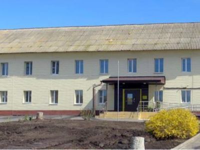 Келейный, настоятельский и братский корпус, со Святыми вратами и Спасской церковью