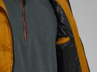 Утепленный жилет со съемным капюшоном