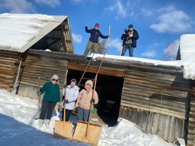В Хангаласском улусе Якутии продолжается двухмесячник по санитарной очистке и благоустройству