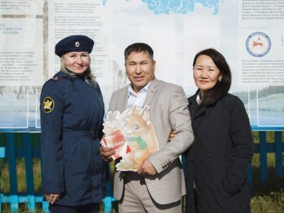 Многодетной семье Ксенофонтовых вручили подарок от коллектива УФСИН