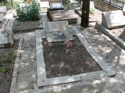 Могила Героя Советского Союза  А.И.Дятлова