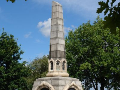 Обелиск 800-летия г. Вологды