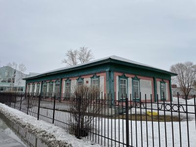 Здание бывшей военной казармы