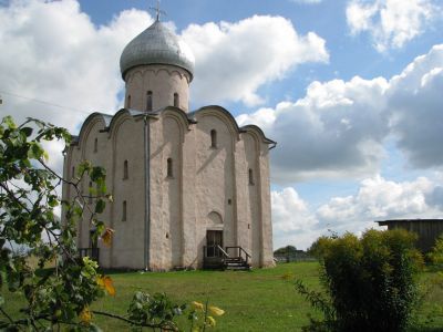 Памятник-музей церковь Спаса Преображения на Нередице