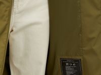 Утепленное пальто oversize с капюшоном