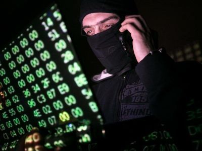 Студент из  Якутска хотел заработать на инвестициях и попался аферистам