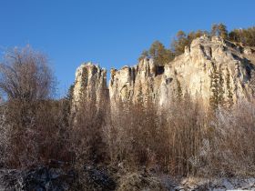 Пещеры и наскальные рисунки реки Лена и речки Большое Кэтэмэ
