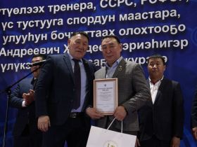 Ряд сенсаций преподнес турнир Иннокентия Халдеева по хапсагаю