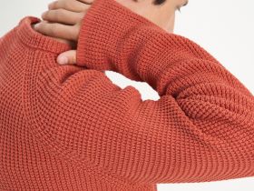 Джемпер с рукавом реглан и округлой горловиной