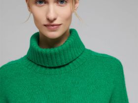 Свитер с шерстью