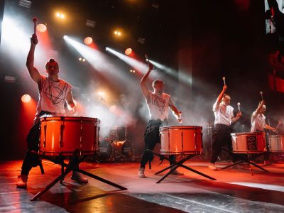 Билеты на Шоу барабанщиков Vasiliev Groove (МТС Live Холл) / Концерт | Афиша | ИнфоТаймс