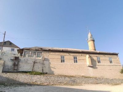 Джума-мечеть с минаретом