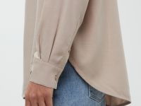 Блузка свободного силуэта из тенселя