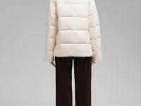 Куртка с искусственным утеплителем и водоотталкива