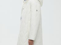 Утепленное пальто А-силуэта с капюшоном