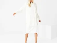 Женская лёгкая куртка Lacoste