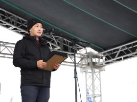 15 хозяйств и предприятий участвуют в ярмарке «Рыба Якутии — 2025»