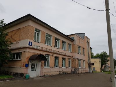 Больница им. "14 лет Октября", заложенная в 1928 г. первым наркомом здравоохранения Семашко Н.А.