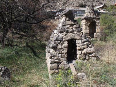 Стелы надмогильные одиночные (2 стелы)