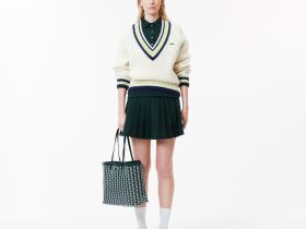 Женское поло Lacoste приталенного кроя из эластичного хлопка