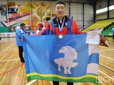 Марсен Колесов из Усть-Алданского района 47 раз попал арканом на хорей на зимней спартакиаде Якутии
