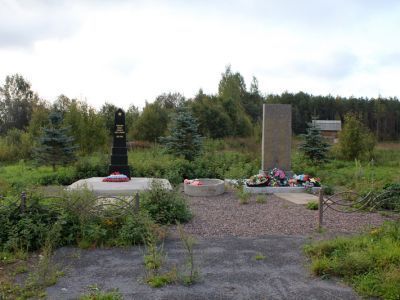 Братское захоронение советских воинов, погибших в 1941-1944 гг.