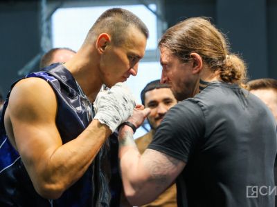 Участники турнира по боксу «Битва за контракт» встретились лицом к лицу