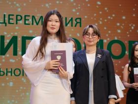 Галина Данчикова поздравила выпускников Финансово-экономического колледжа в Якутске