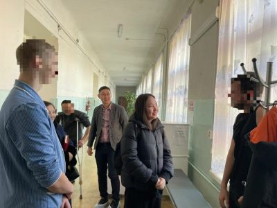 Светлана Диодорова-Лаврентьева во Владивостоке встретилась с военнослужащими из Якутии