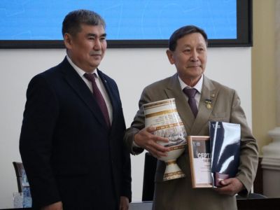 Ученые Якутии чествовали академика РАН Михаила Лебедева