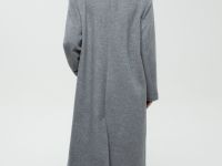 Двубортное пальто с отложным воротником