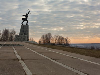 Памятник "Героям битвы под Москвой"
