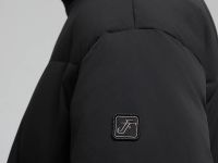 Оверсайз пуховик с воротником-стойкой