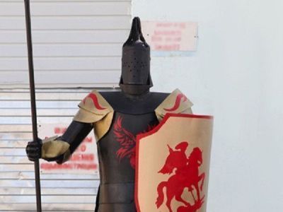 ФОТОФАКТ. Рыцарь в исправительной колонии