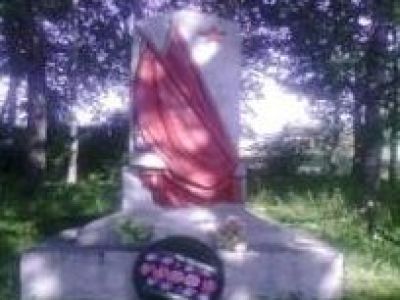 Братская могила партизан, погибших в 1919 г.