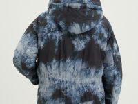 Пальто утепленное с воротником-стойкой