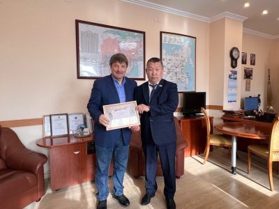 Гендиректор «Железных дорог Якутии» получил благодарственное письмо за помощь участникам СВО