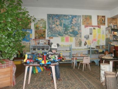 Октябрьская поселенческая библиотека