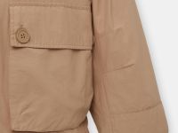 Ветровка на пуговицах с капюшоном