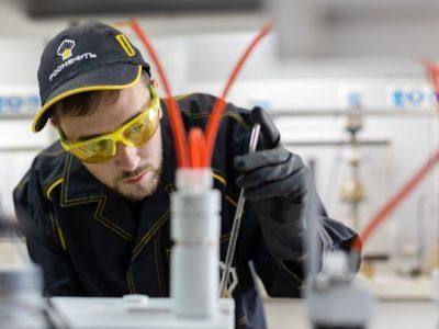 «Таас-Юрях Нефтегазодобыча» открыла новую химико-аналитическую лабораторию