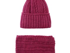Комплект вязаный для девочки: шапка, снуд