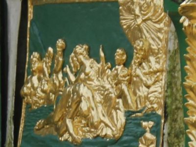 Барельеф "Падение Фаэтона"