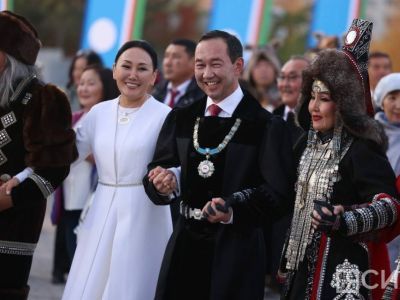 В Якутске прошел масштабный осуохай в честь Дня государственности республики