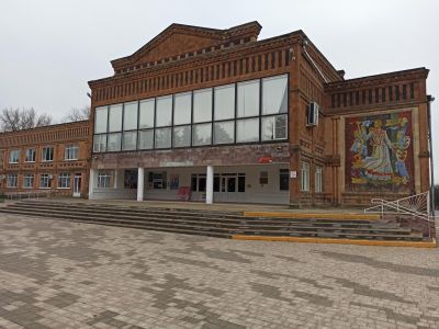 Дом культуры им. И. И. Буренкова